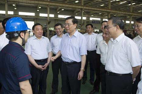 中共中央政治局常委天下人大常委会委员长张德江莅临我司旅行调研